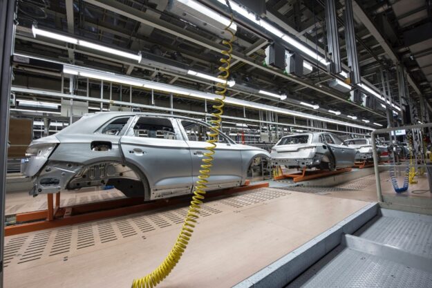 Positive Outlook and Key Trends in the 2024 Automotive Supply Chain Positive Outlook and Key Trends in the 2024 Automotive Supply Chain
