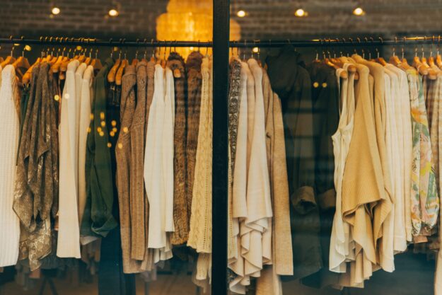 Clothing Manufacturers Shift Towards Strategic Supplier Relations Clothing Manufacturers Shift Towards Strategic Supplier Relations
