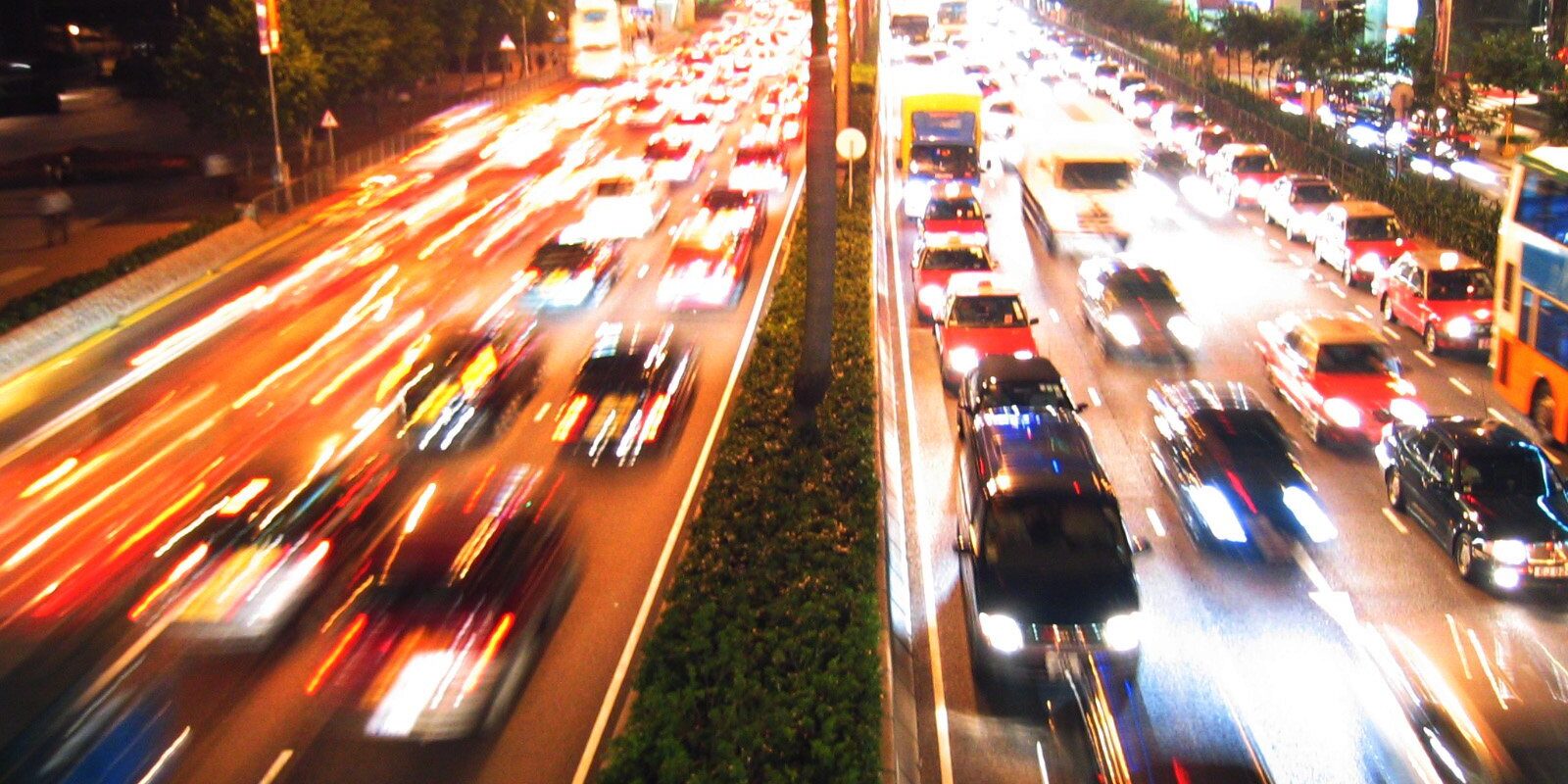 hong-kong-cars-1447878 Nighttime traffic jam on a busy Hong Kong highway. Cars' taillights blur in motion. - Supply Chain Transparency