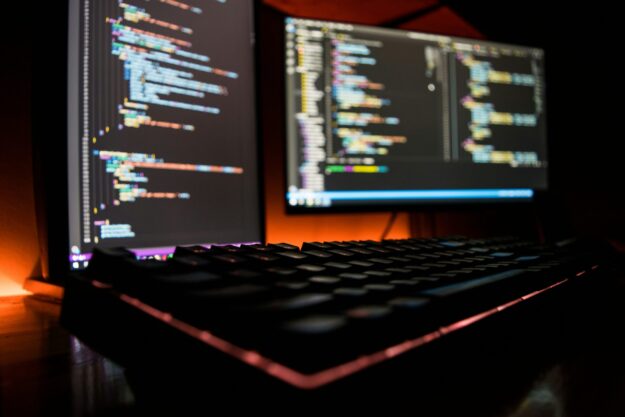 Revolutionizing Supply Chain Dynamics: Intelligent Software Takes Center Stage Revolutionizing Supply Chain Dynamics: Intelligent Software Takes Center Stage