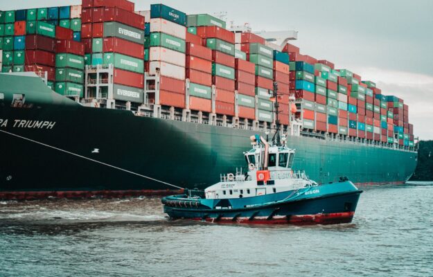 Global Trade Shifts Navigate Toward US Oil Exports Amid Supply Chain Challenges Global Trade Shifts Navigate Toward US Oil Exports Amid Supply Chain Challenges