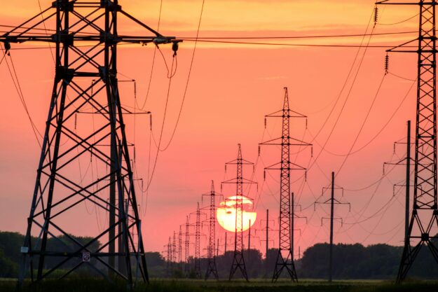 Revolutionizing the Electric Power Supply Chain: Sustainable Solutions on the Horizon Revolutionizing the Electric Power Supply Chain: Sustainable Solutions on the Horizon