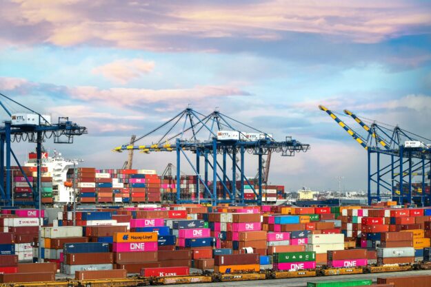 New Study Reveals Potential €500M Savings for Logistics Companies with Mixed Electric Delivery Fleets New Study Reveals Potential €500M Savings for Logistics Companies with Mixed Electric Delivery Fleets