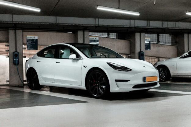 A Cutting-Edge Venture Raises $1.6 Million to Boost Electric Vehicle Logistics in Indonesia A Cutting-Edge Venture Raises $1.6 Million to Boost Electric Vehicle Logistics in Indonesia