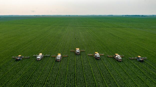 Revitalizing Agricultural Practices in Fashion Supply Chains to Combat Climate Change Revitalizing Agricultural Practices in Fashion Supply Chains to Combat Climate Change