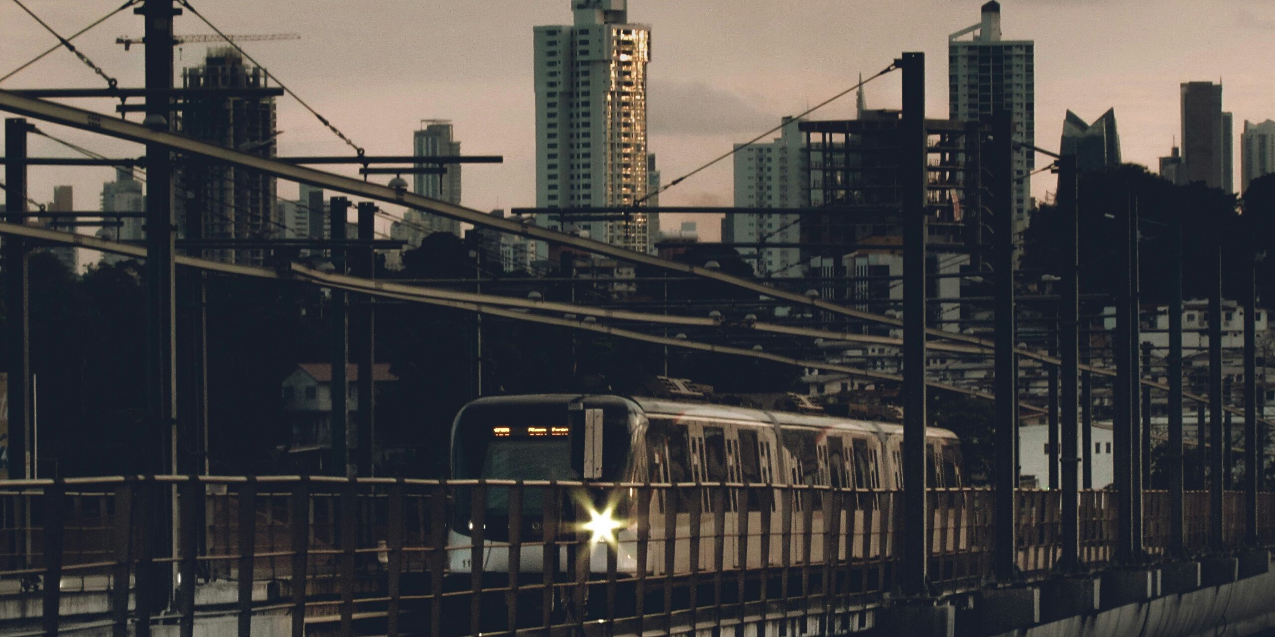 UK Logistics Sector Advocates for Rail Development Ahead of General Election UK Logistics Sector Advocates for Rail Development Ahead of General Election