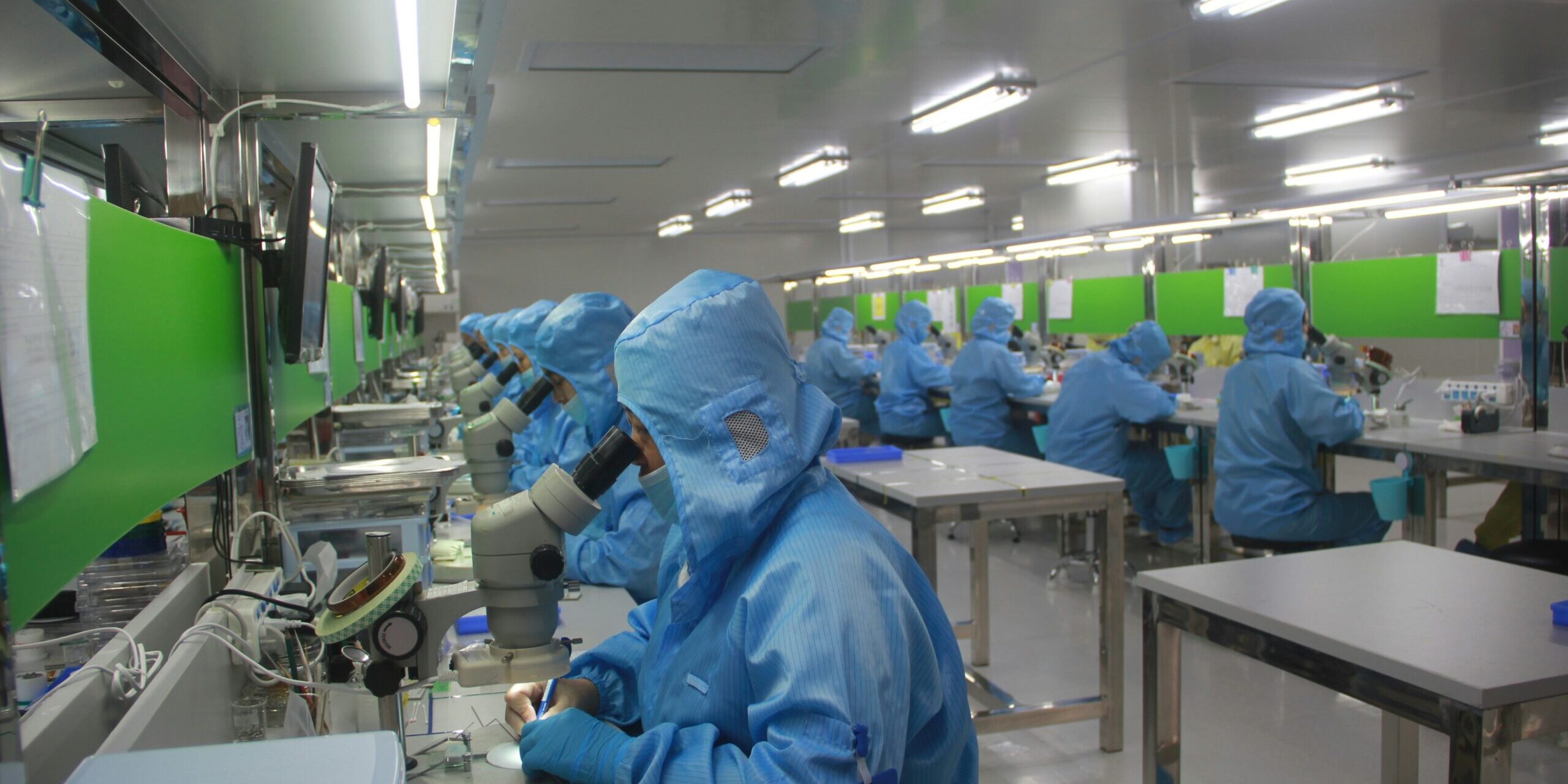 Pharmaceutical Company Adopts AI-Powered Supply Chain Management Solution Pharmaceutical Company Adopts AI-Powered Supply Chain Management Solution