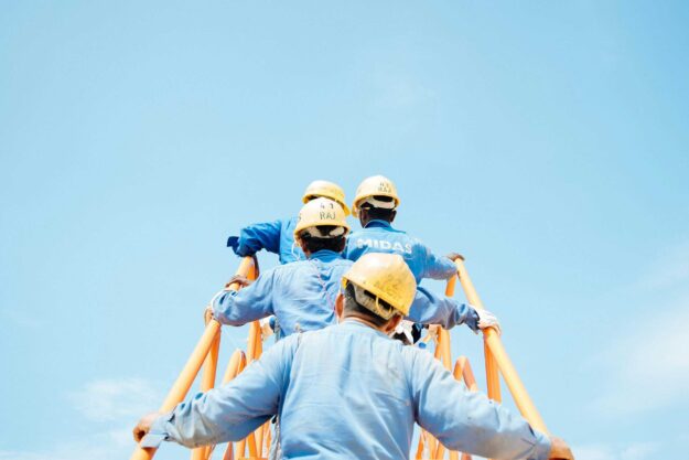 Advancing Worker Rights Across the Electronics Supply Chain Advancing Worker Rights Across the Electronics Supply Chain