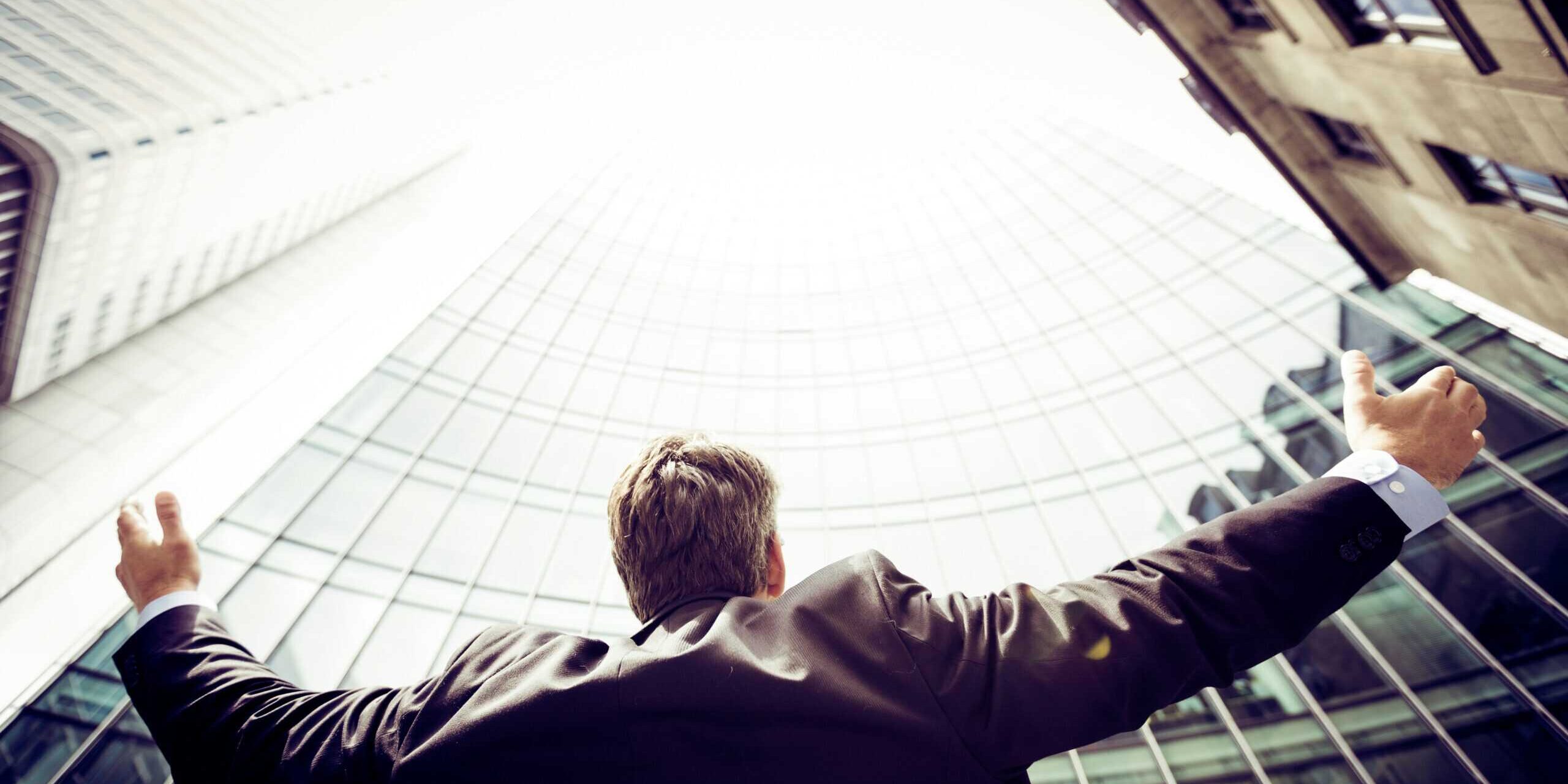 Nurturing Career Growth in the Evolving Supply Chain Landscape Nurturing Career Growth in the Evolving Supply Chain Landscape