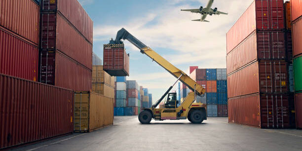 Strengthening Supply Chains Through Long-Term Air Cargo Partnerships Strengthening Supply Chains Through Long-Term Air Cargo Partnerships