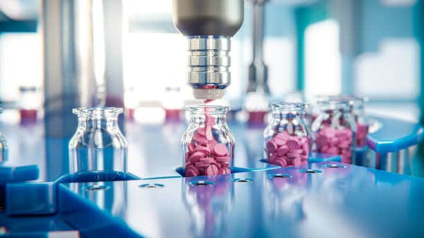 Strengthening Pharma Supply Chains: The Power of Visibility and Control Strengthening Pharma Supply Chains: The Power of Visibility and Control