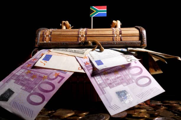 South Africa Strengthens Supply Chain Integrity with VAT on Low-Value Parcels South Africa Strengthens Supply Chain Integrity with VAT on Low-Value Parcels