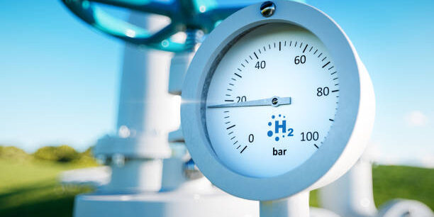 Compressed Hydrogen Emerges as a Cost-Effective and Energy-Efficient Solution for Regional Marine Transport Compressed Hydrogen Emerges as a Cost-Effective and Energy-Efficient Solution for Regional Marine Transport