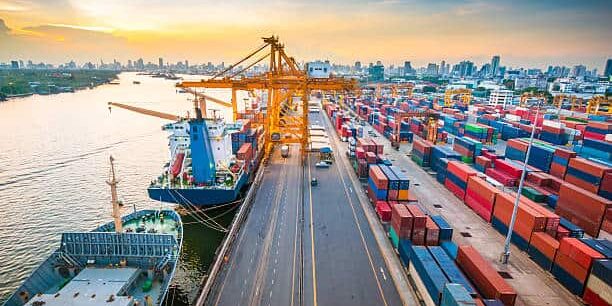 Vietnam’s Logistics Sector Shines at International Congress in Panama Vietnam's Logistics Sector Shines at International Congress in Panama