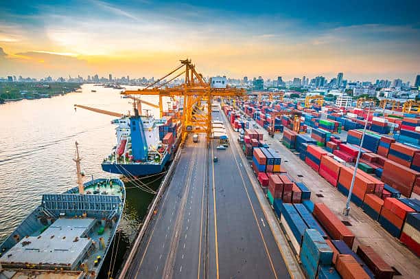 Vietnam’s Logistics Sector Shines at International Congress in Panama Vietnam's Logistics Sector Shines at International Congress in Panama