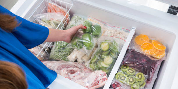 Pioneering a Sustainable Future for Frozen Food Supply Chains Pioneering a Sustainable Future for Frozen Food Supply Chains