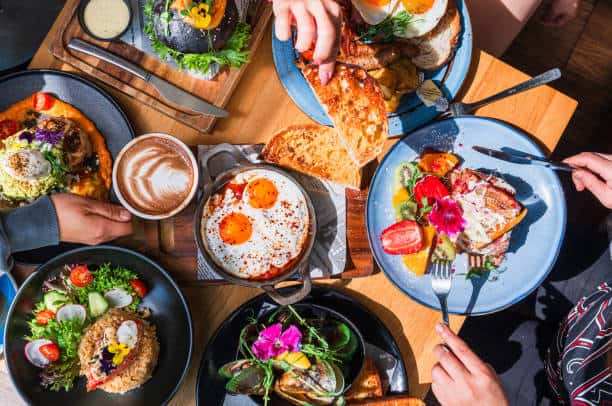 Transforming the Food and Beverage Supply Chain for a Sustainable Future Transforming the Food and Beverage Supply Chain for a Sustainable Future