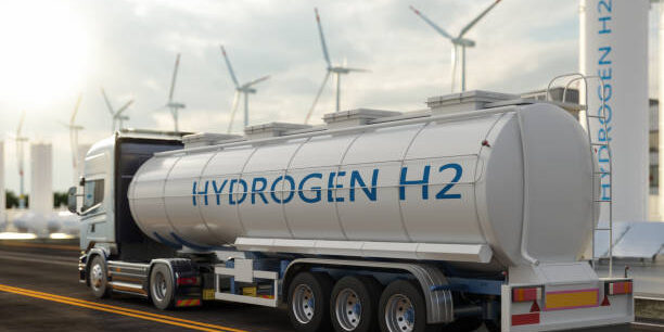 Sustainable Logistics Takes a Leap Forward with Hydrogen Fuel Cell Trucks Sustainable Logistics Takes a Leap Forward with Hydrogen Fuel Cell Trucks