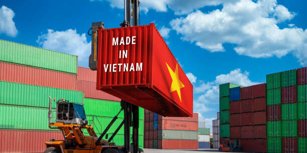 Vietnam Strengthens Role as Strategic Supply Chain Hub in Asia Vietnam Strengthens Role as Strategic Supply Chain Hub in Asia